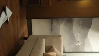 姐姐和弟弟激情啪啪，露脸身材完美好嫩好骚，口交大鸡巴让小哥哥吃奶玩逼亲小嘴，黑丝情趣各种抽插精彩刺激