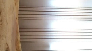 Ivy Aura用震动棒抚慰娇穴