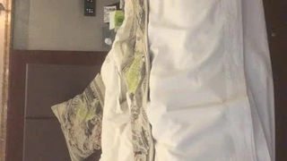 陈江华年龄巨乳名器一线天妹子说去年才破处担心我插不进去（去年不是才过去几天吗）
