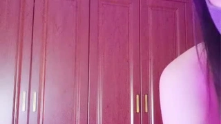 乳房涨痛自拍原创ID验证申请邀请码